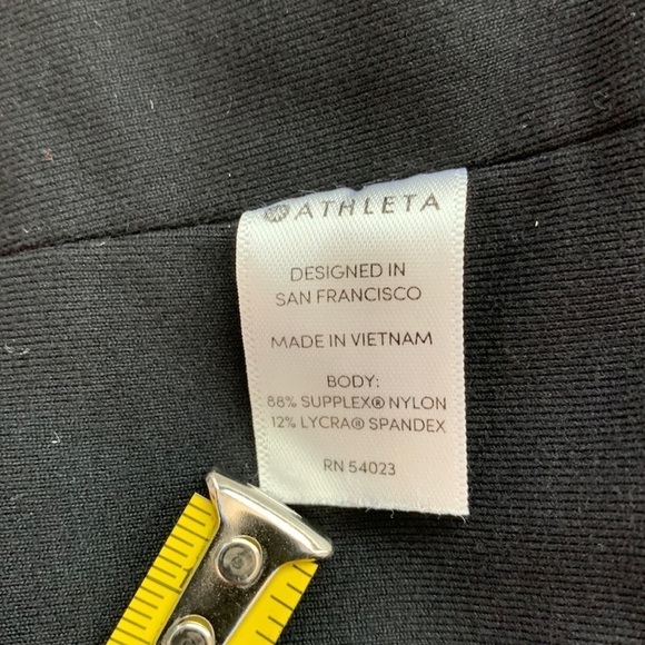 Athleta Women's 3/4 Leggings Size XS - Picture 6 of 9